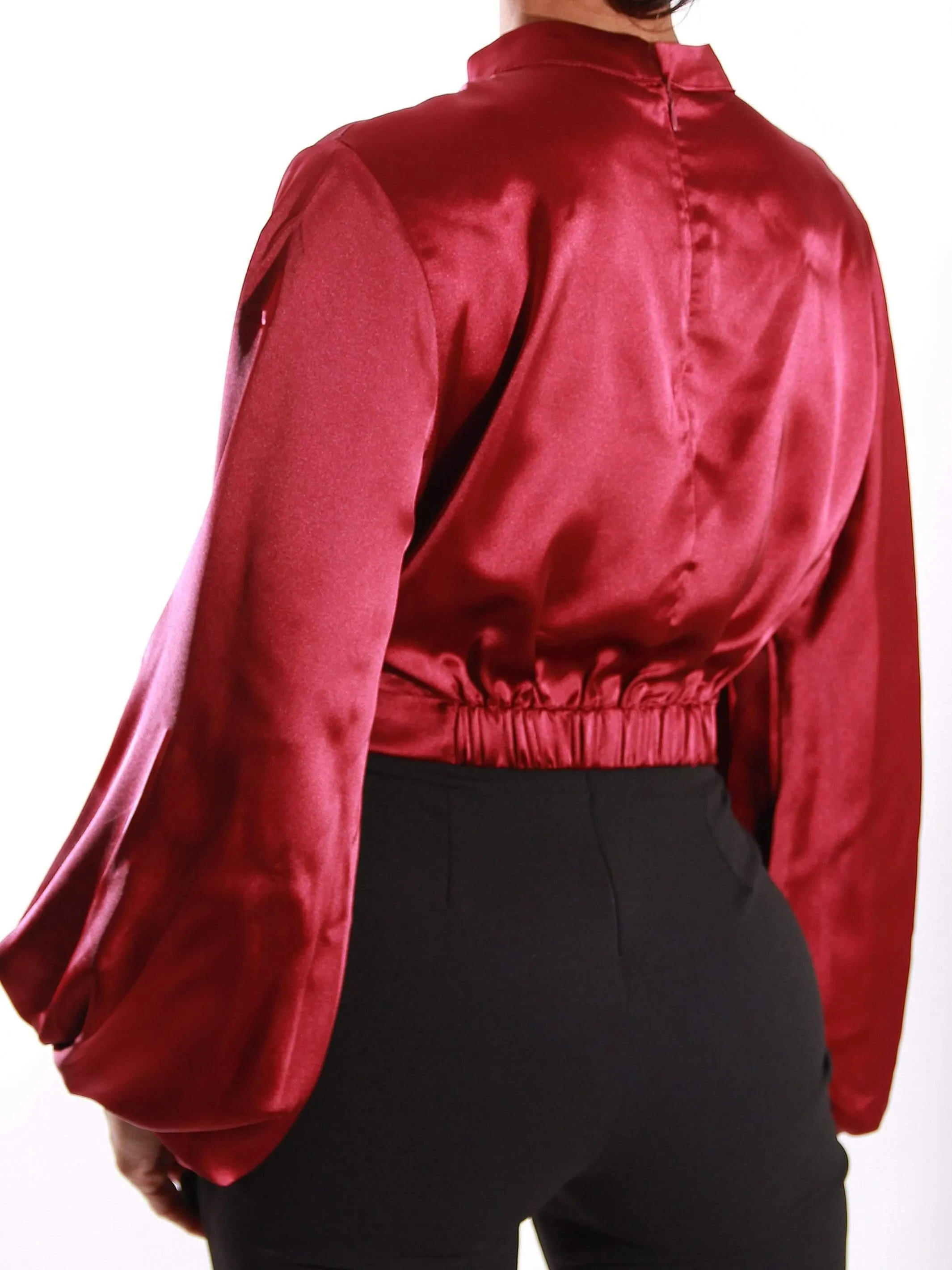 Effortless Movement | Satin Twist Front Top