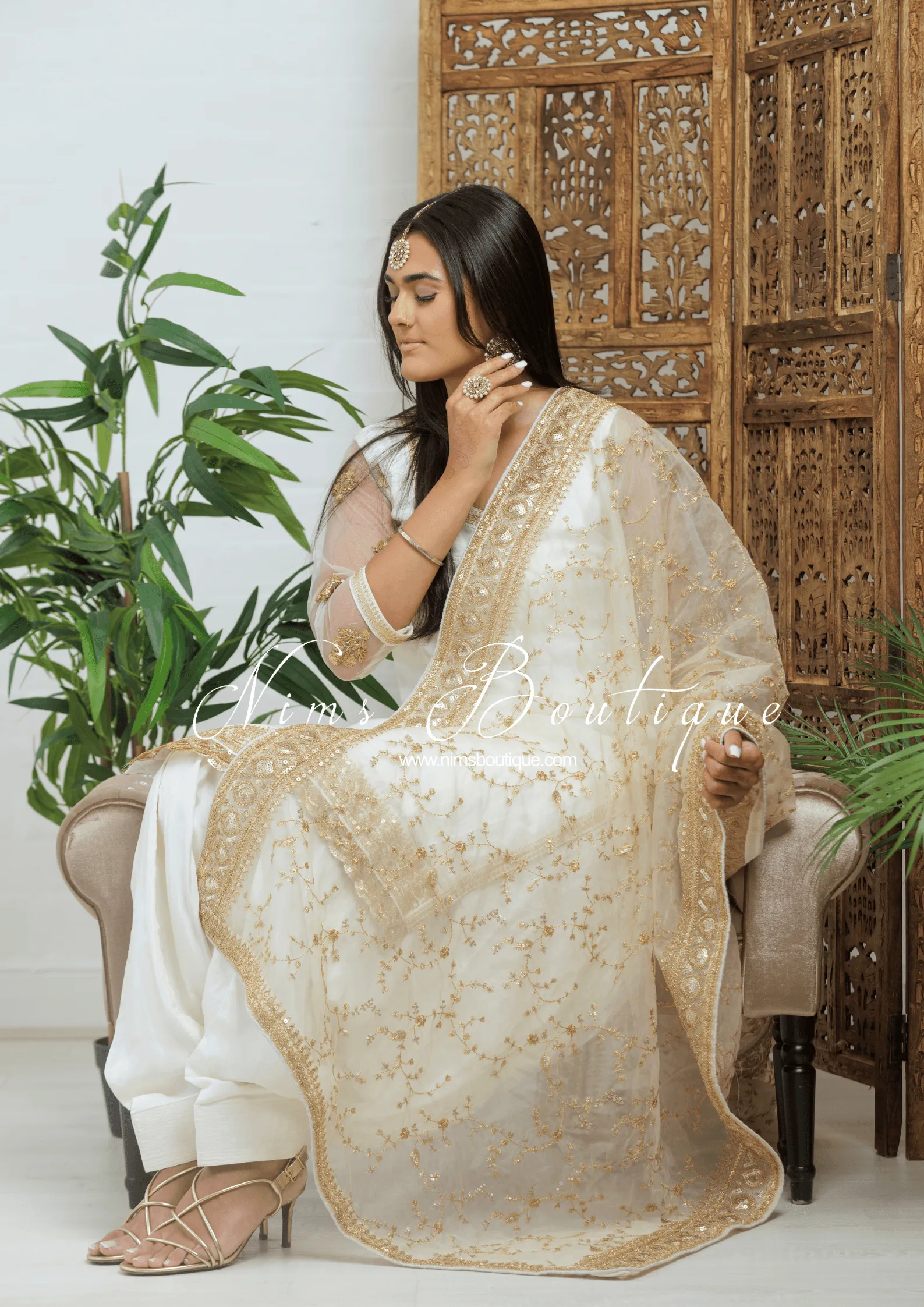 Mahi Luxury Light Gold Organza Embroidered Dupatta/Chunni